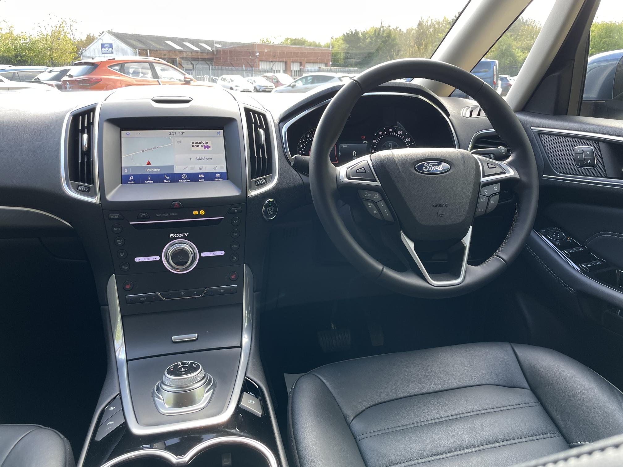 Ford Galaxy Interior FHEV Lux Pack
